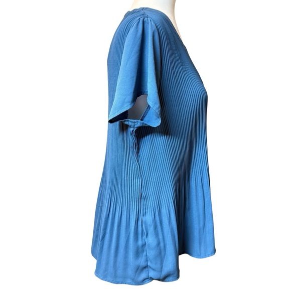 PLEIONE Pleated Tunic Top Blouse‎ Size Small Slate Blue Button Down Short Sleeve - Picture 4 of 12